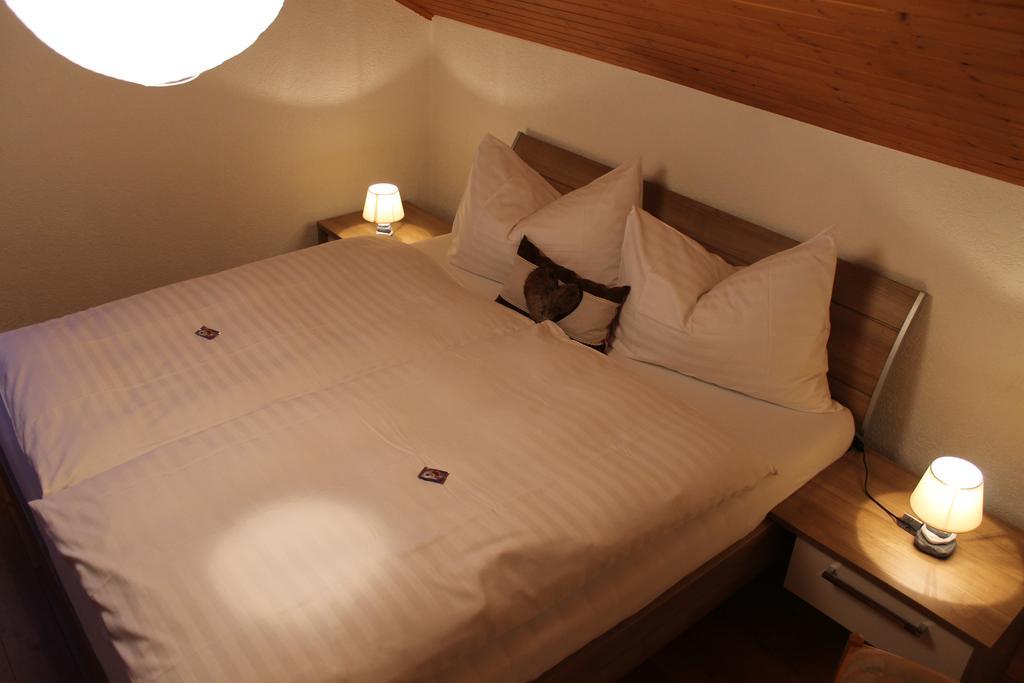 Hotel Rothorn Vintage-Style Зигрисвил Стая снимка