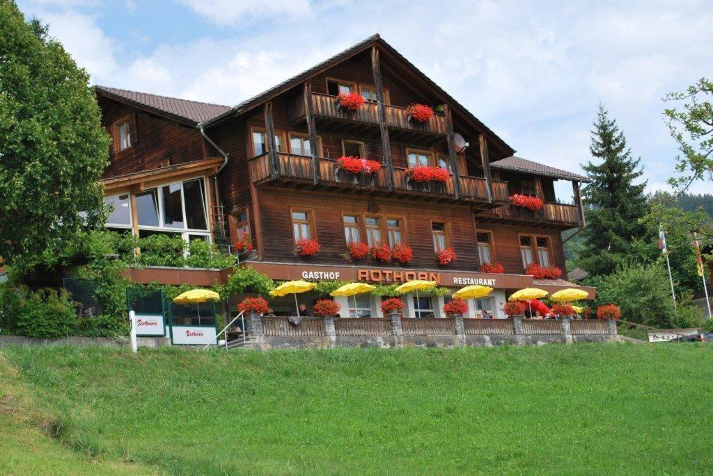 Hotel Rothorn Vintage-Style Зигрисвил Екстериор снимка