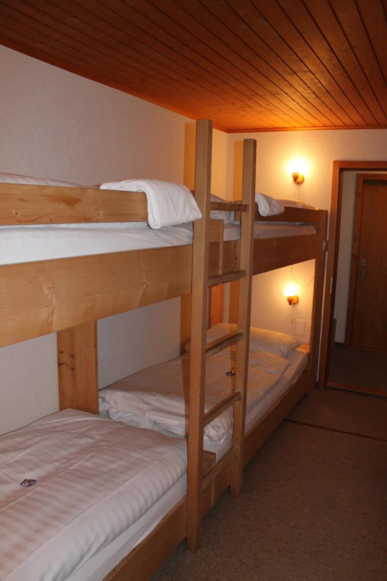 Hotel Rothorn Vintage-Style Зигрисвил Екстериор снимка